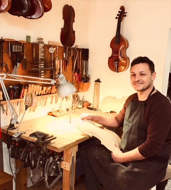 Luthier Benjamin Beugnies